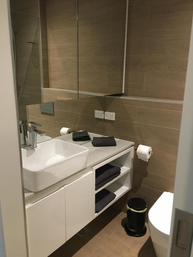 Centrepoint Units Heidelberg * Melbourne