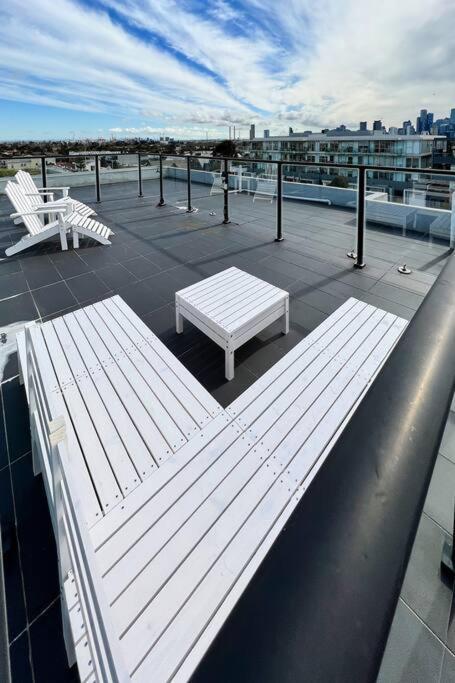 Beautiful 2 Bedroom With Private Rooftop Apartamento Melbourne