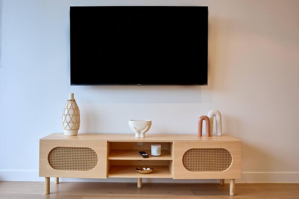 Beautiful 2 Bedroom With Private Rooftop Apartamento *
