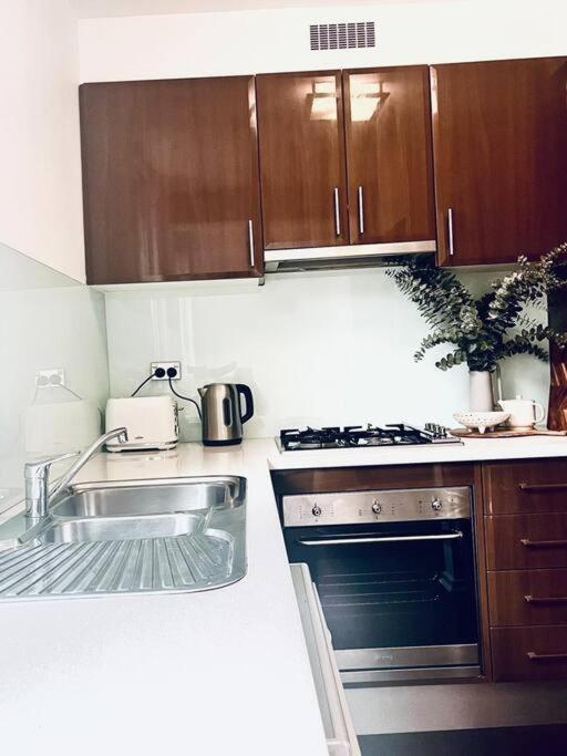 Two Bedroom South On Montague Apartment Melbourne