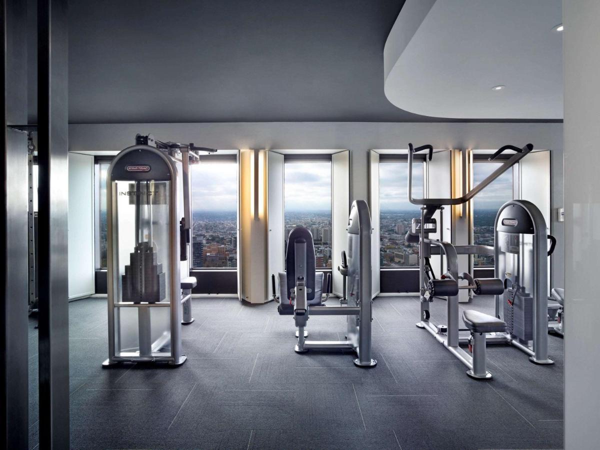 Sofitel On Collins 5*