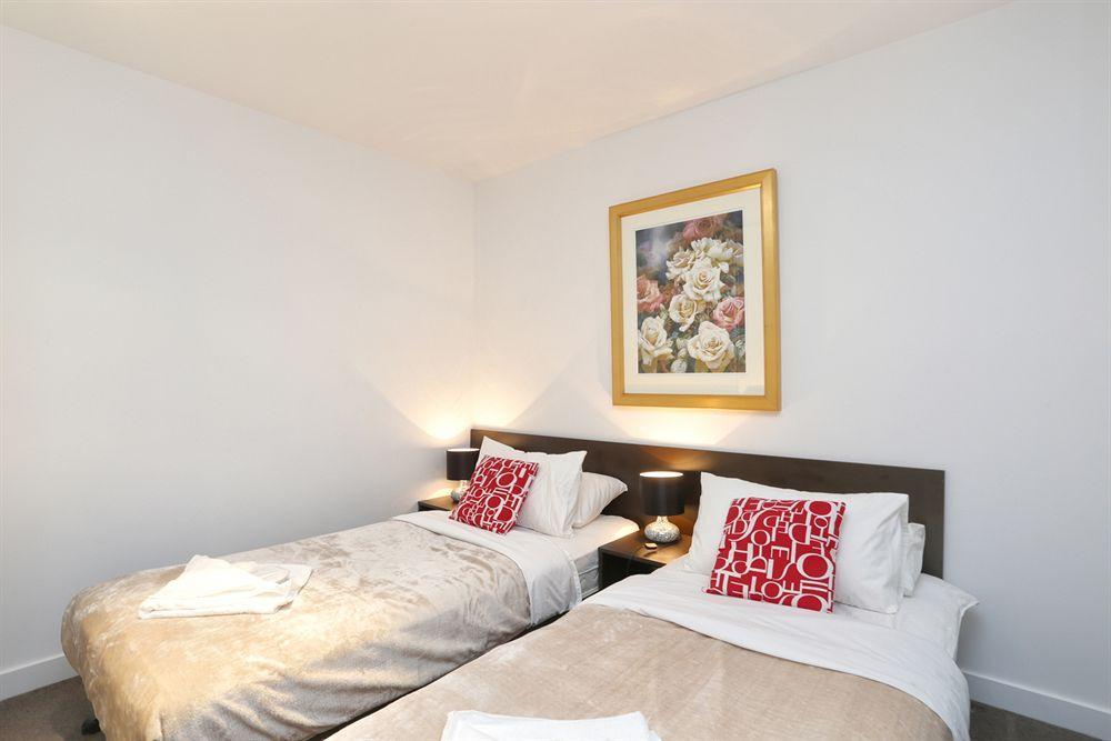 Aparthotel Aura On Flinders Serviced Melbourne