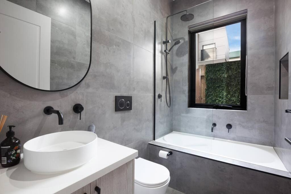 Entire House - The Charmer Apartamento *