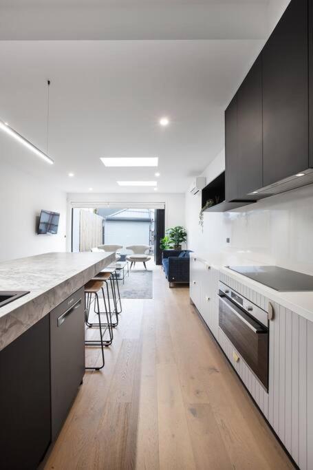 Entire House - The Charmer Apartamento *