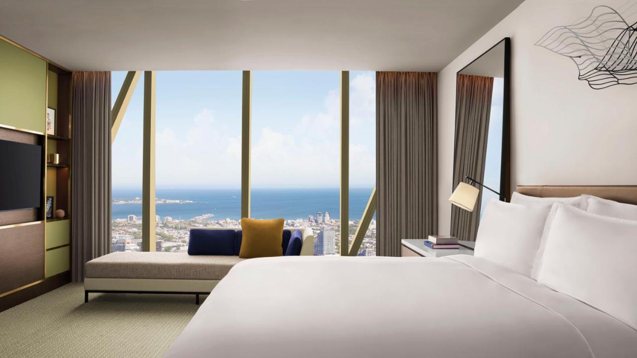 The Ritz-carlton, Hotel 5*