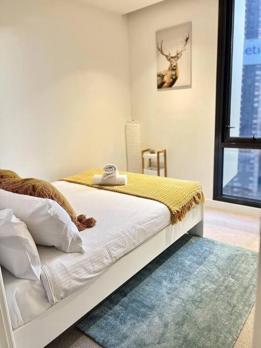 Cozy 2 Beds Near Central Rmit Apartment *