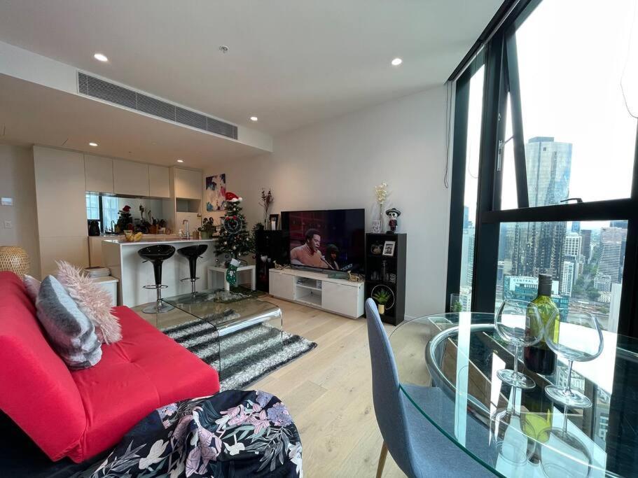Experience Luxury At Southbank's Newest W/ View Apartment Melbourne