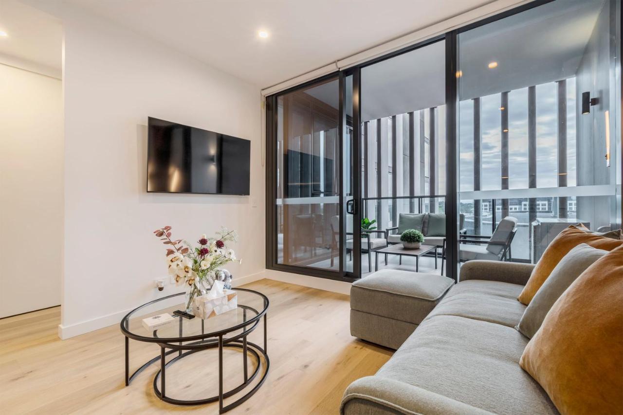 Stylish 1 Bedroom 1 Bathroom Apartment *