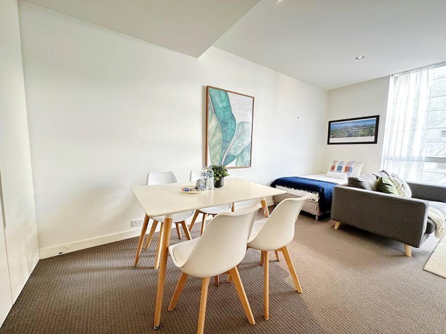 Cbd Central Qv 1-bedroom Apt Apartment *