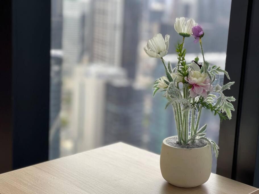 Experience Luxury At Southbank's Newest W/ View Apartment Melbourne