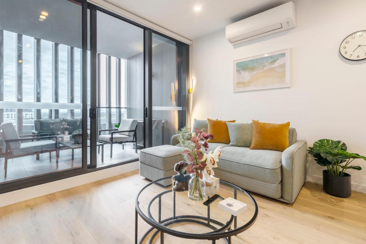 Apartment Stylish 1 Bedroom 1 Bathroom *