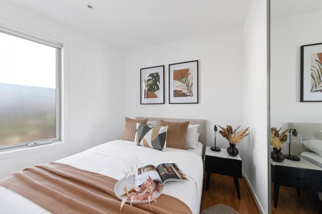 Stylish Serenity At Orrong Melbourne