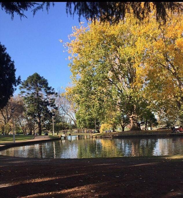 Stylish Serenity At Orrong Melbourne