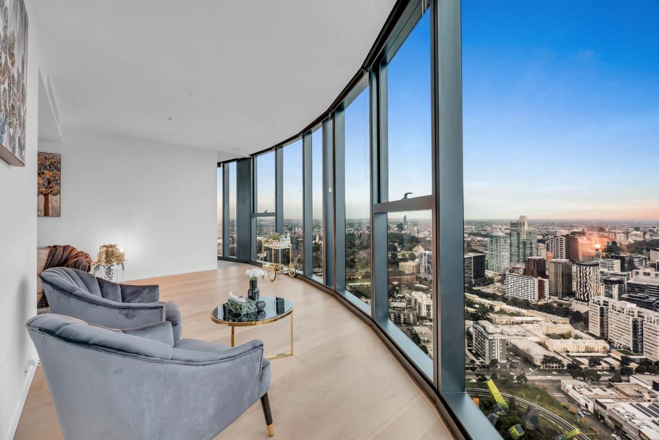 Luxe Panoramic 3 Bedroom Penthouse With Onsite Parking Apartamento