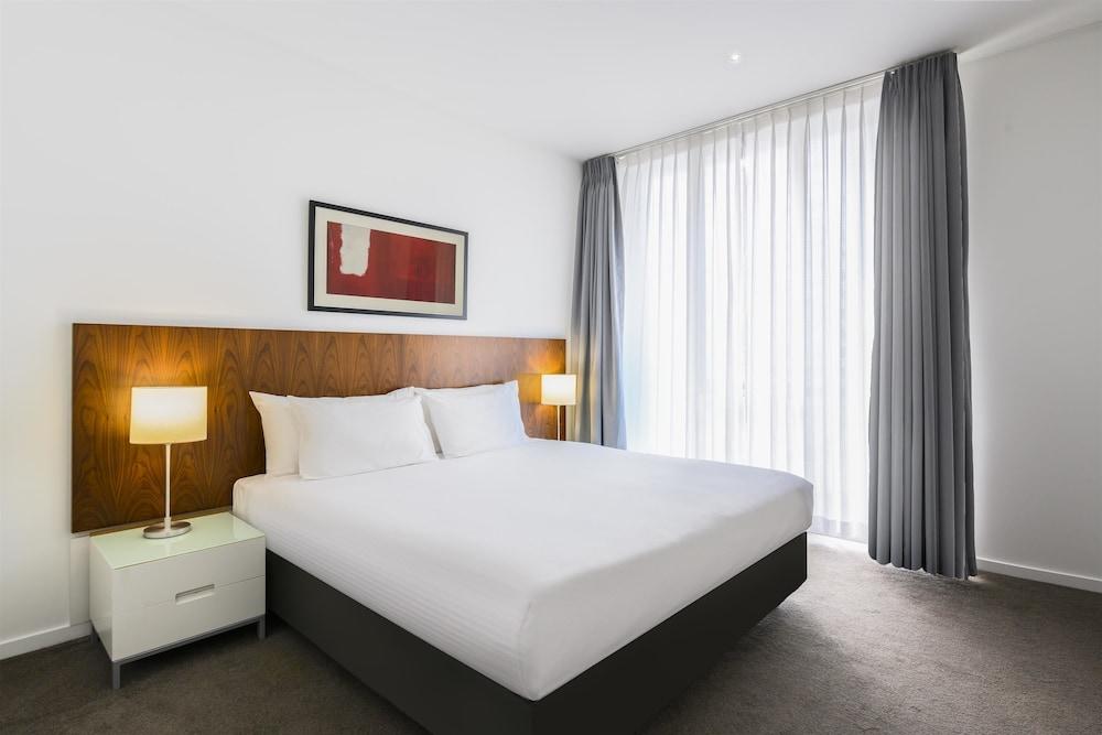 Aparthotel Adina Flinders Street