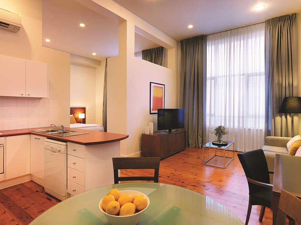 Aparthotel Adina Flinders Street
