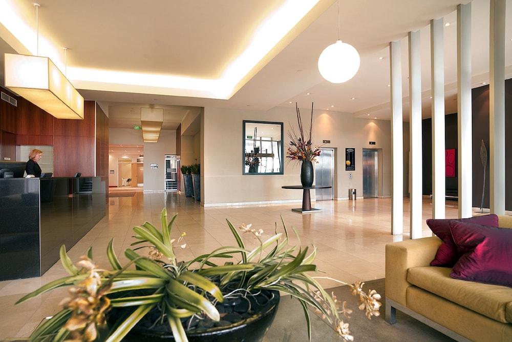 Adina Flinders Street Aparthotel Melbourne