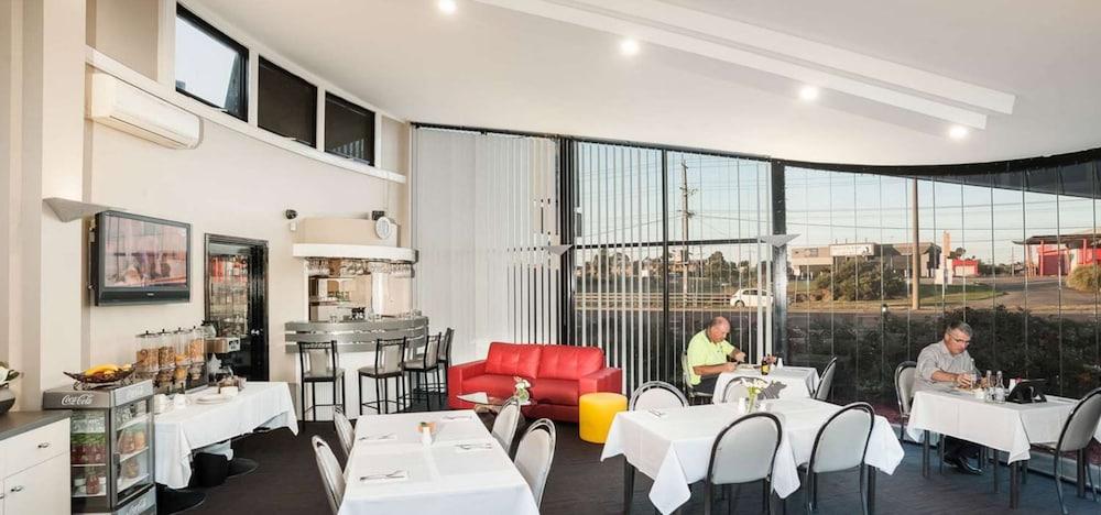 Mahoneys Motor Melbourne