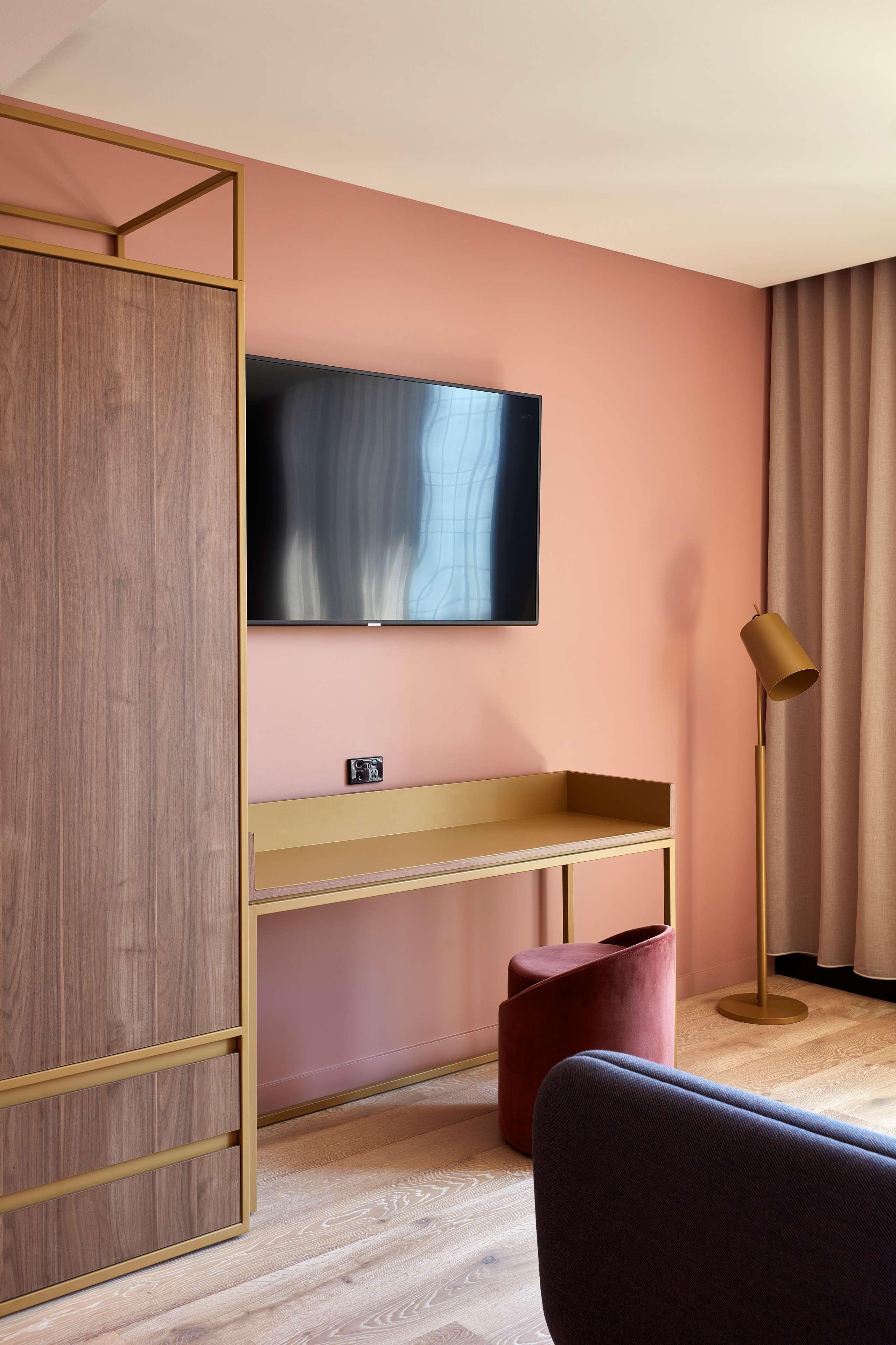 Hotel Quincy 4*
