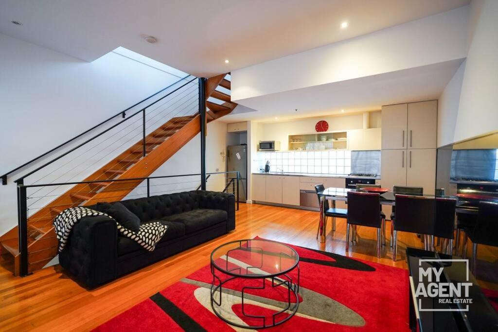 Tri-level Townhouse In Prime North Casa de férias *