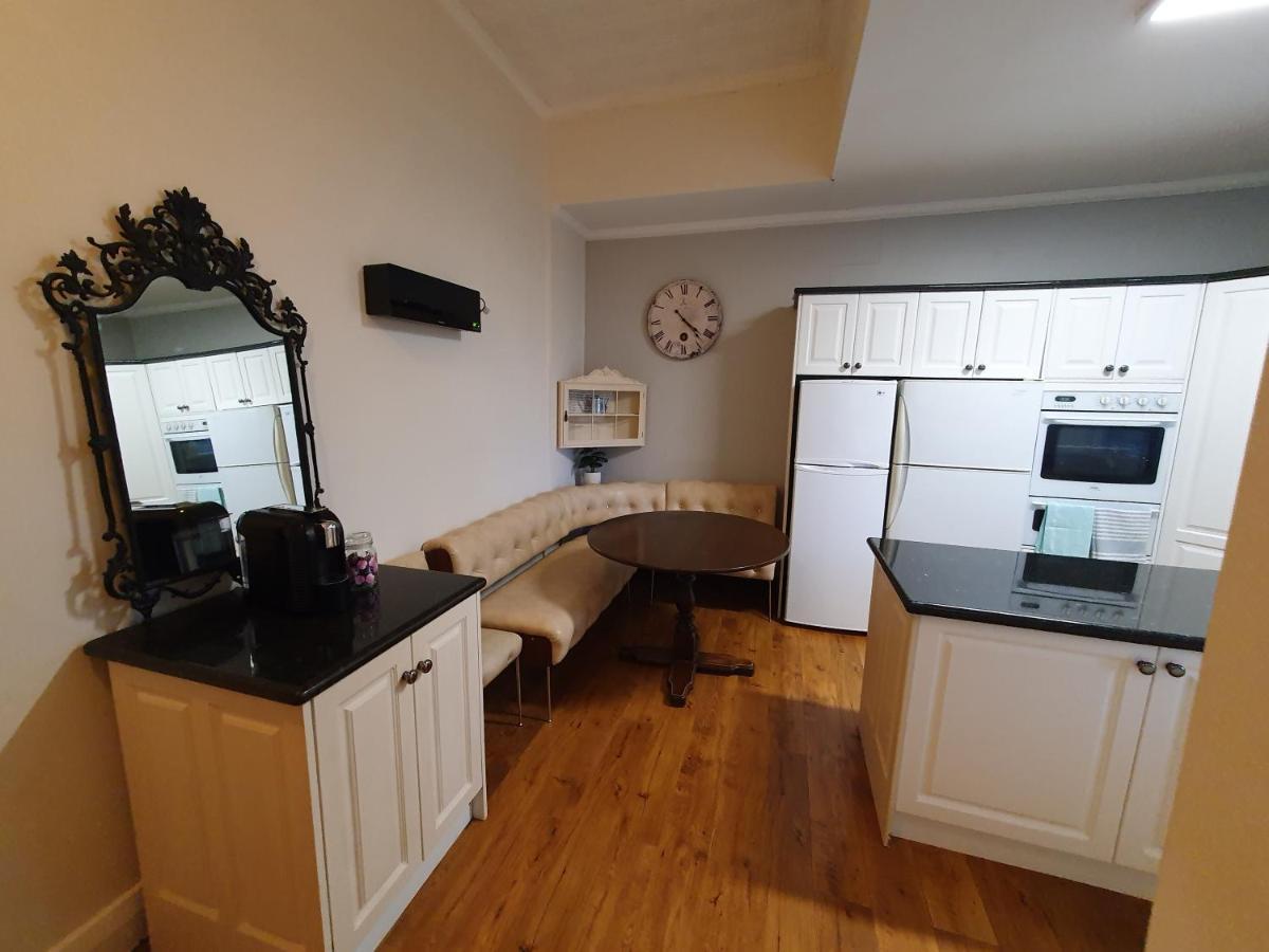 Hospedagem domiciliar Grandhome Airport & Shops Melbourne