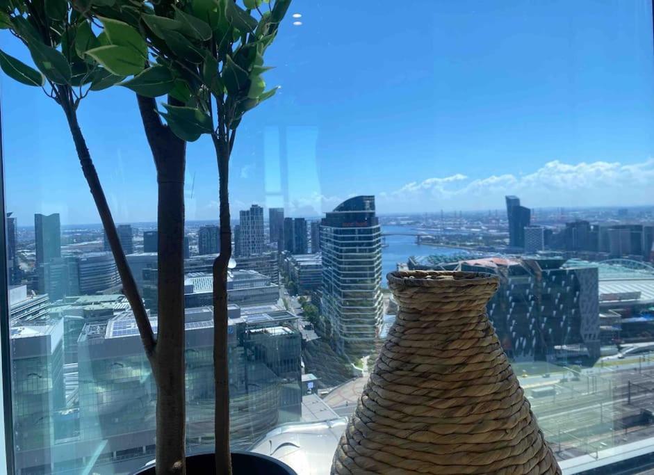 31st Floor! Amazing Sea View 2b2b@southern Cross Apartment Melbourne