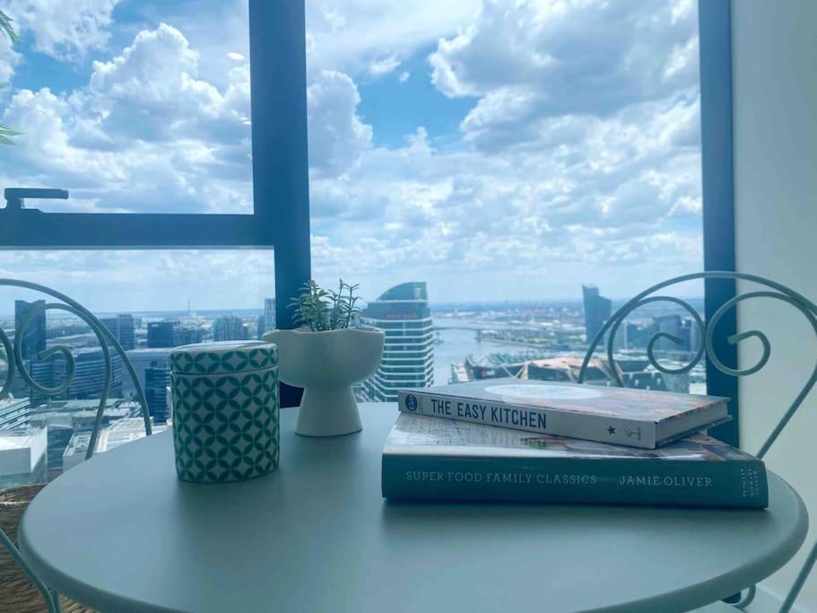 Apartment 31st Floor! Amazing Sea View 2b2b@southern Cross *