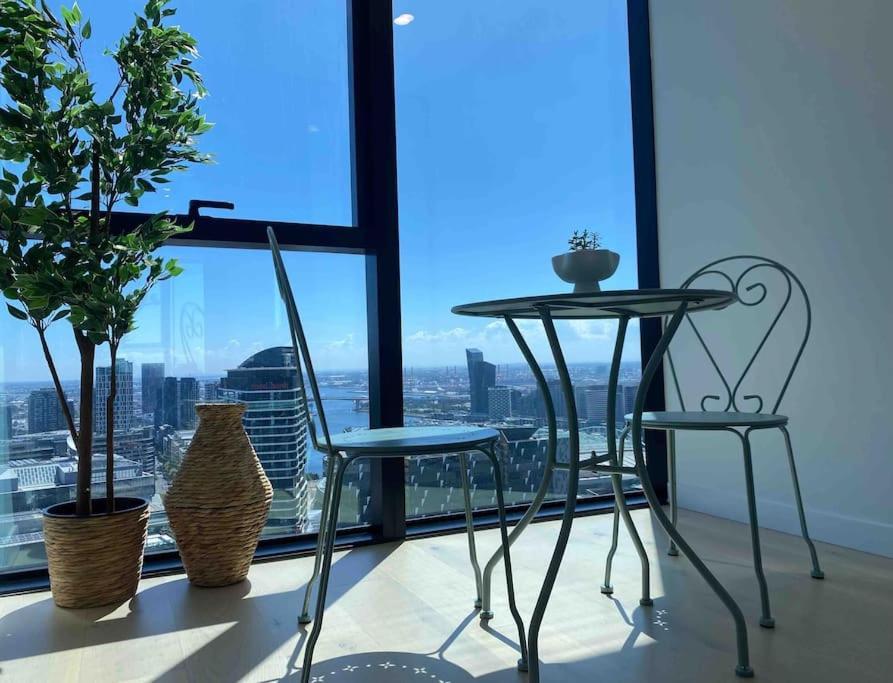 Apartment 31st Floor! Amazing Sea View 2b2b@southern Cross *