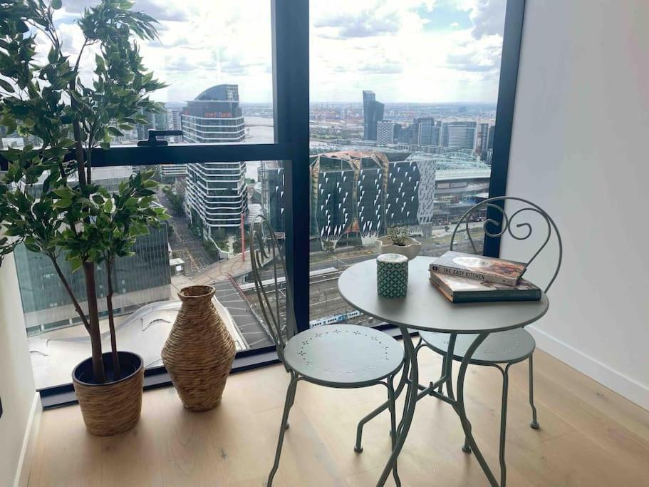 Apartment 31st Floor! Amazing Sea View 2b2b@southern Cross