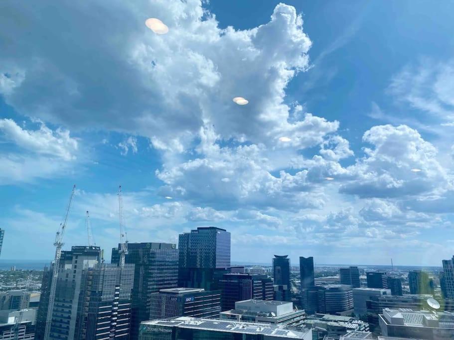 31st Floor! Amazing Sea View 2b2b@southern Cross Apartment