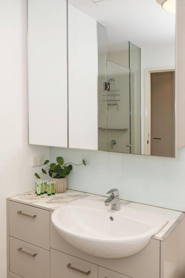 'the View At Docklands' Style Living Melbourne