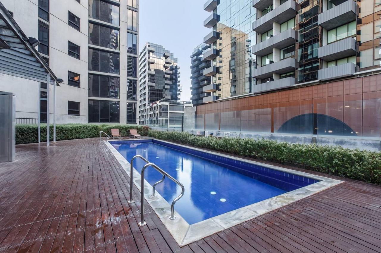 Apartment 'the View At Docklands' Style Living *