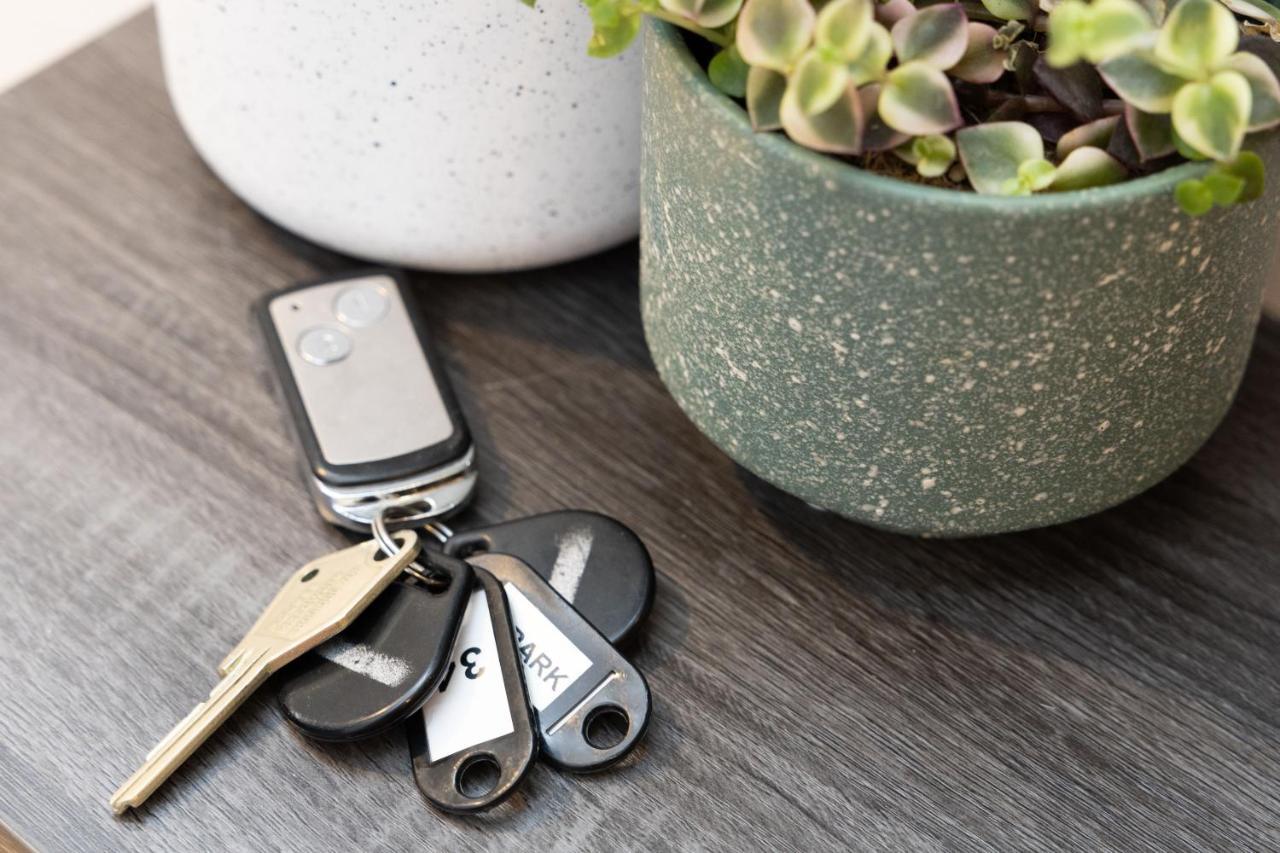 The Cosmopolitan Crown With Parking & Vip Amenities