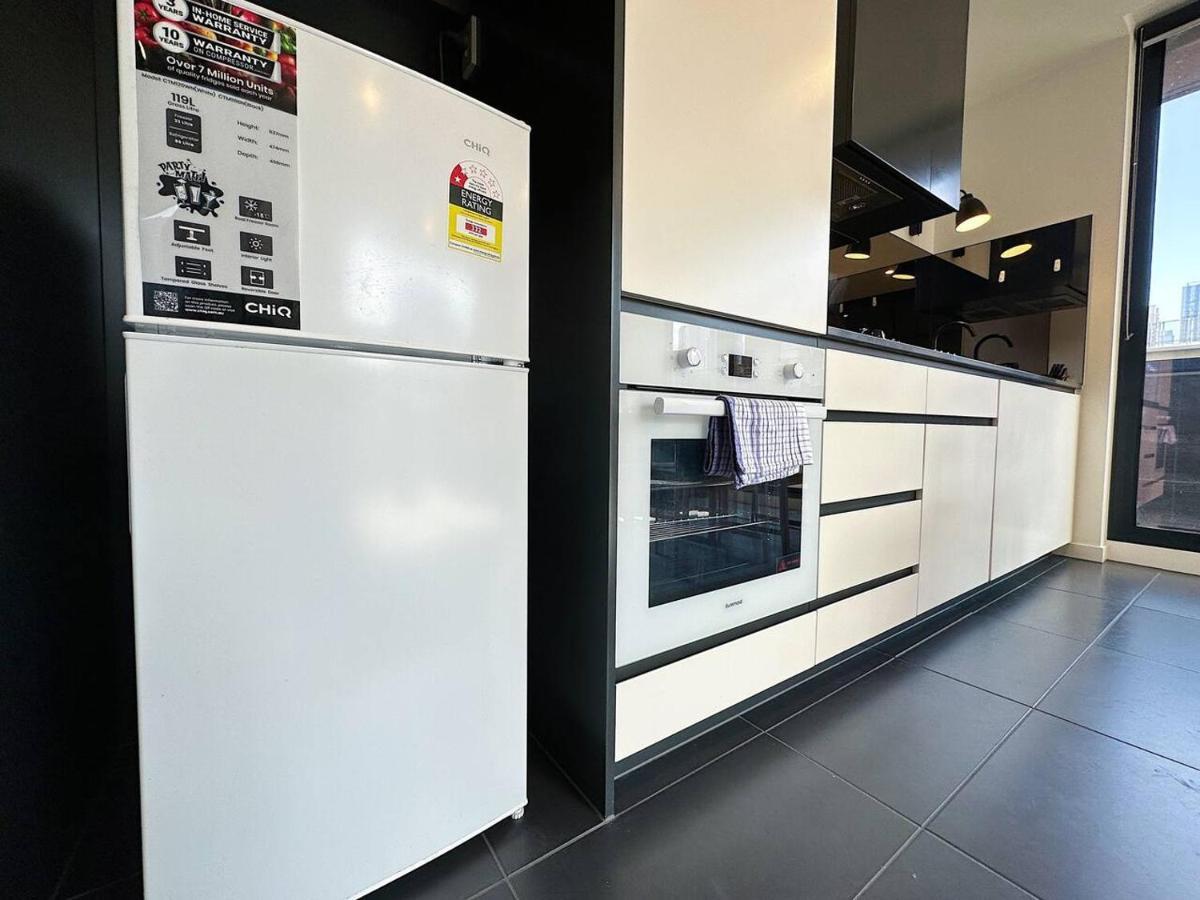 Urban Cityscapes 2br Apt On Bourke Apartment Melbourne