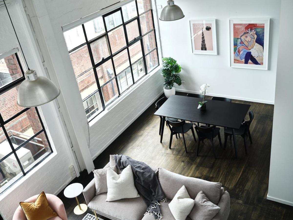 Chic Urban Loft In Prime Location *