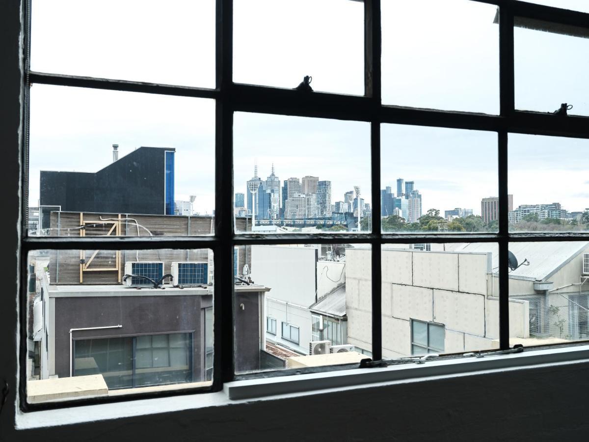 Chic Urban Loft In Prime Location