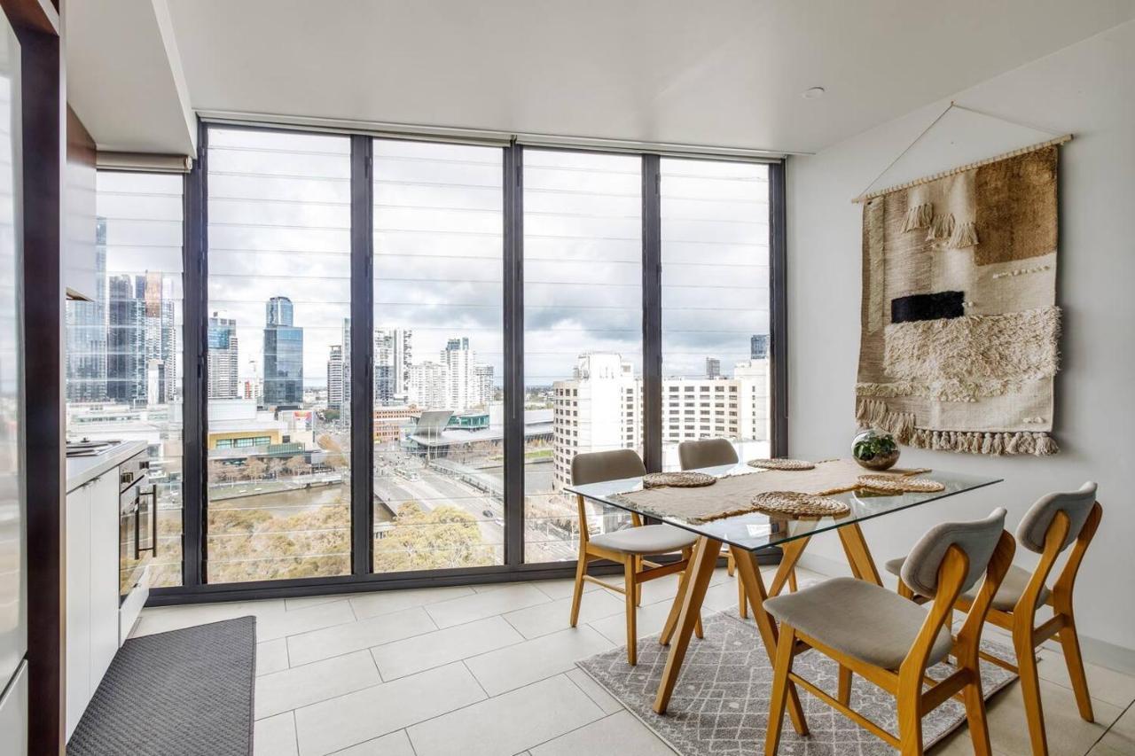 Apartment On The Banks Of The Yarra - Of Living Melbourne