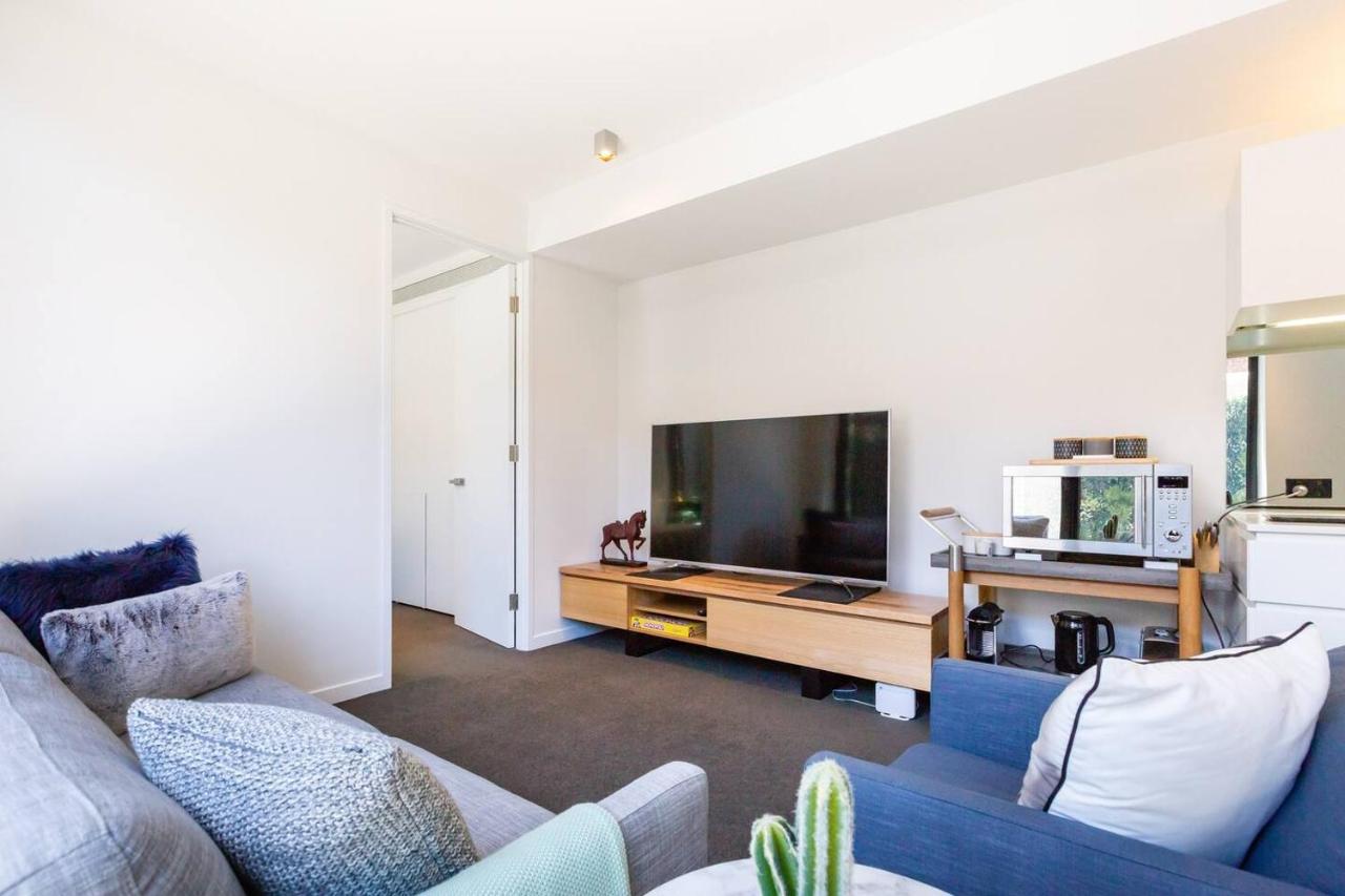 Richmond Chic Off Bridge Rd With Patio Parking * Melbourne