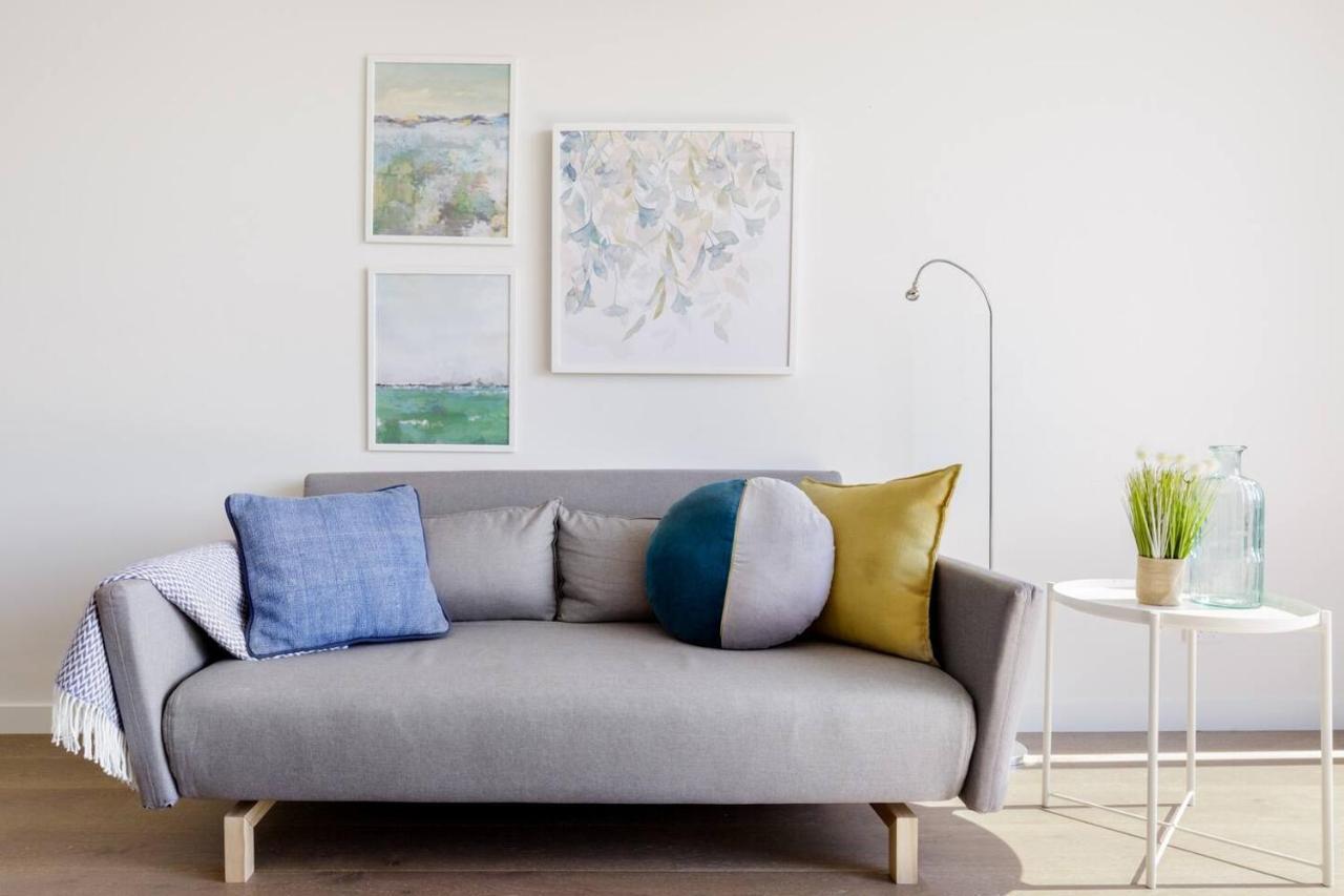 Chasing Skylines - Chic & Contemporary Living *