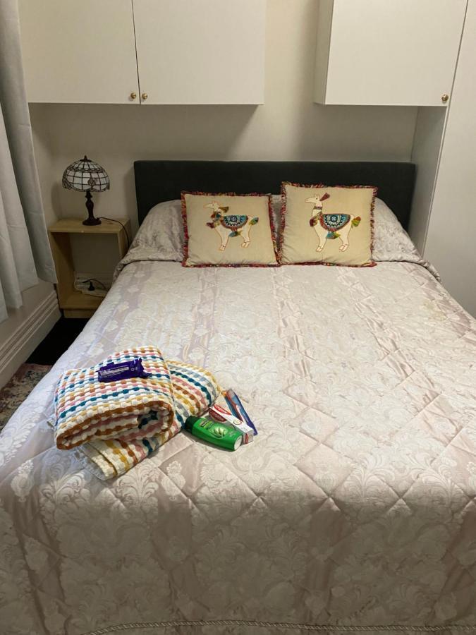 Lovely Older Bed & Breakfast *