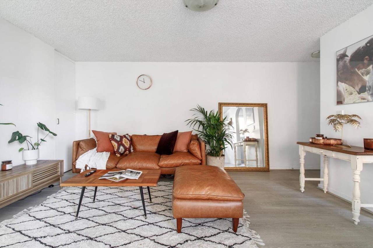 Dalgety Downtown - A Sunny St Kilda Hideaway * Melbourne