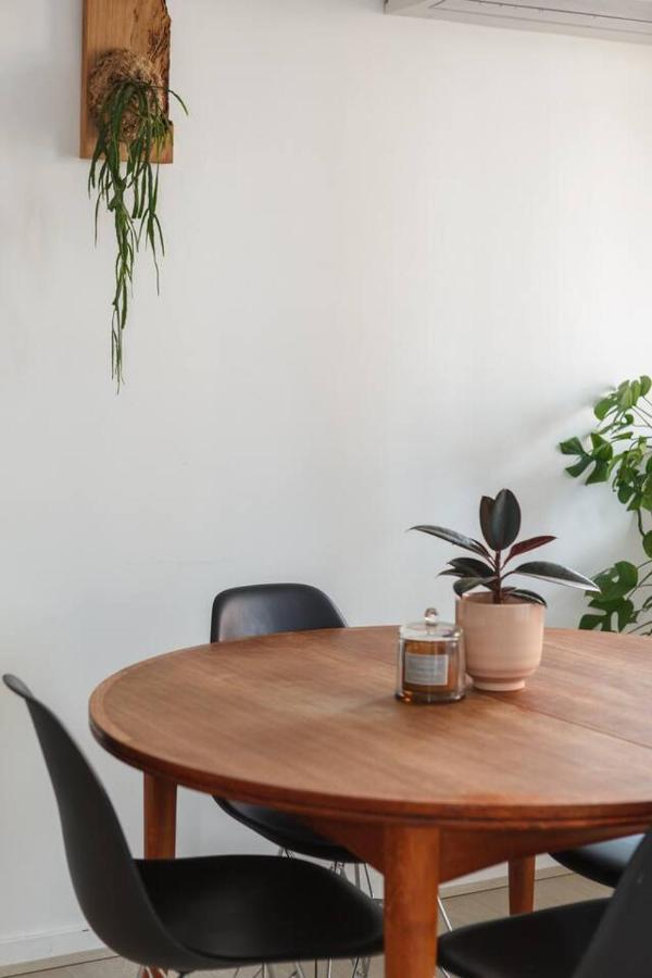 Dalgety Downtown - A Sunny St Kilda Hideaway Melbourne