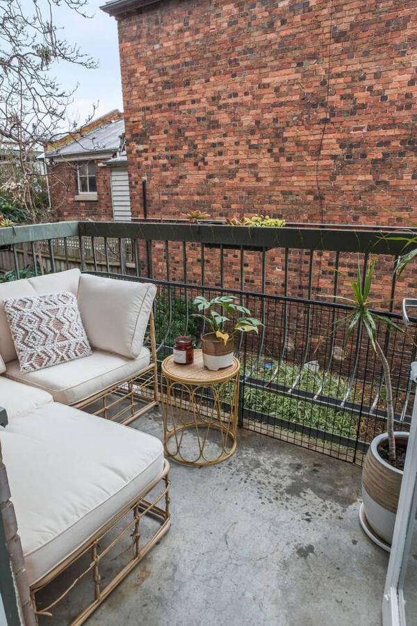 Dalgety Downtown - A Sunny St Kilda Hideaway