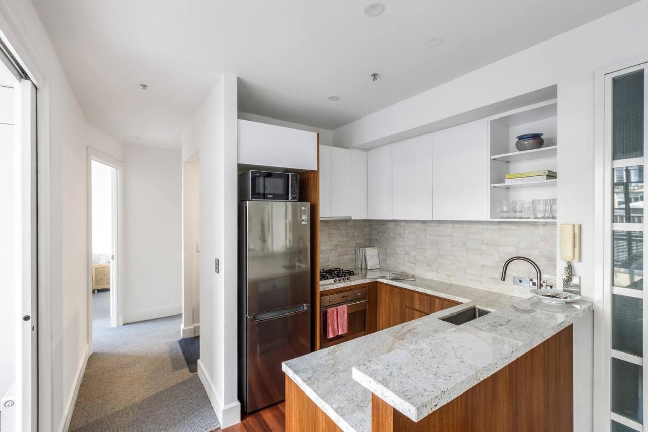 Apartment Majorca Classic - Boutique Flinders Lane Balcony Pad Melbourne