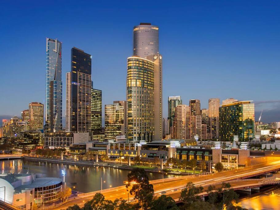 Stylish , Cbd , Views Apartamento *