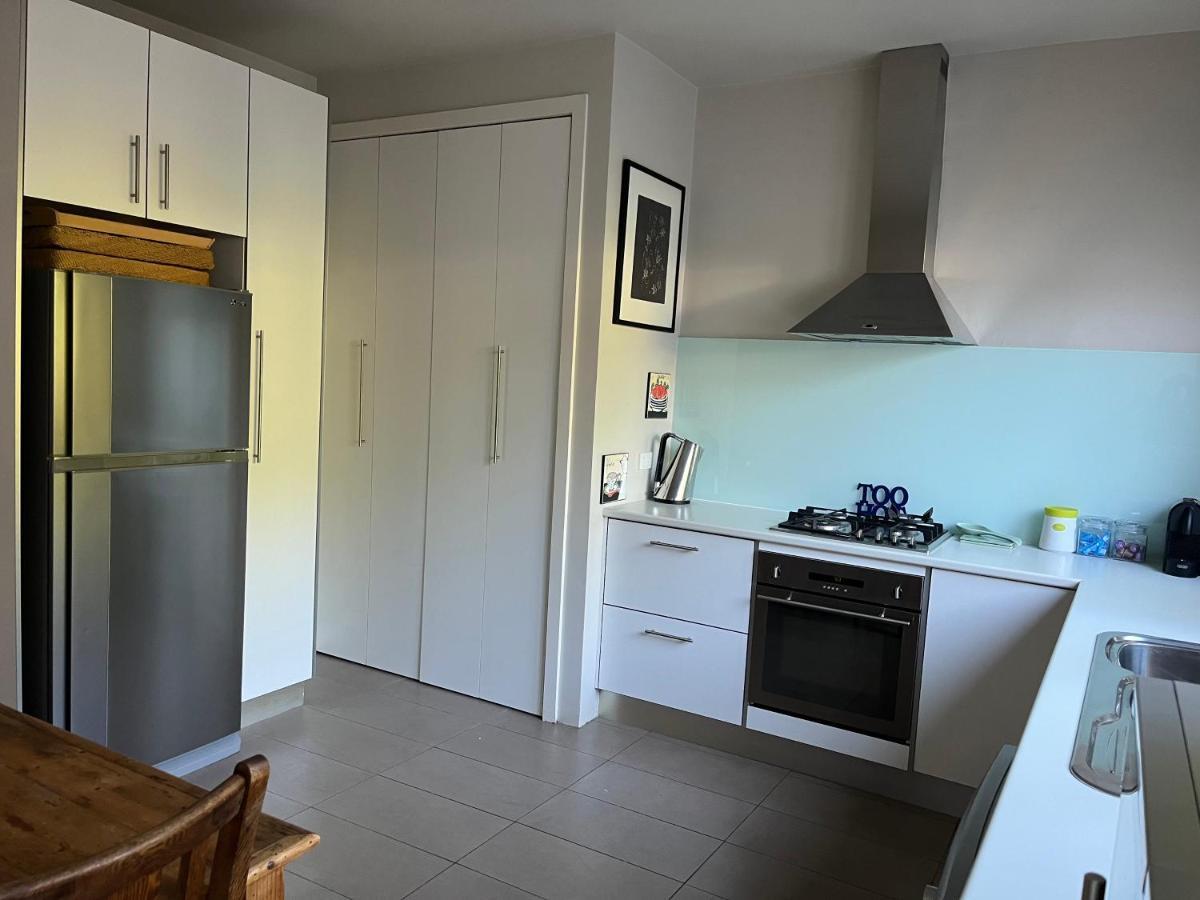 Lovely Victorian Terrace - Entire Holiday home
