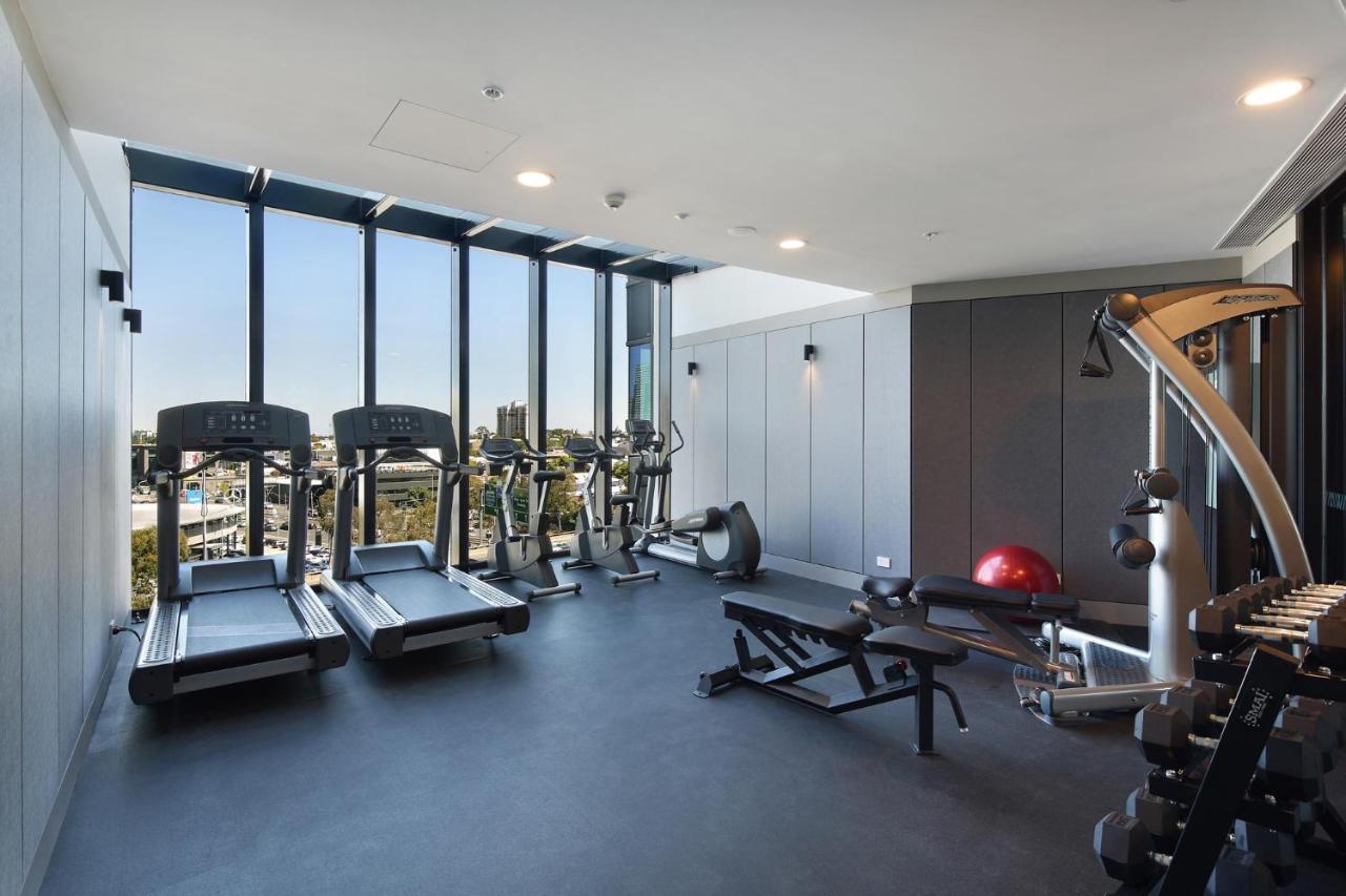 1 Brm, Sea View, Newly Renovated, Next To Crown Apartment