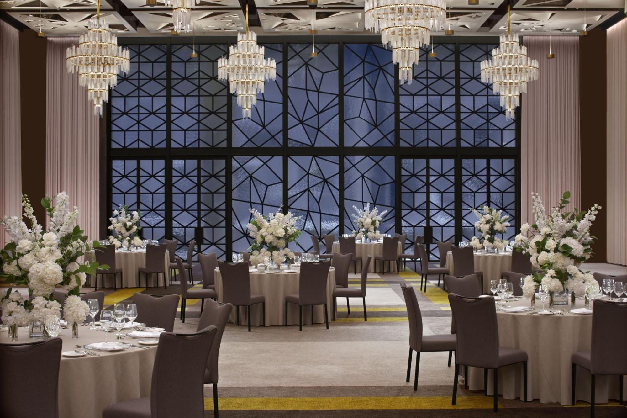 The Ritz-carlton, Hotel 5*
