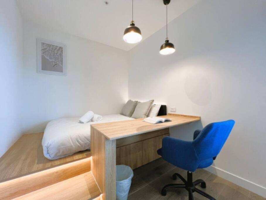 Lovely 2br Apartment, Cbd Southern Cross, Lvl 66 Apartment *