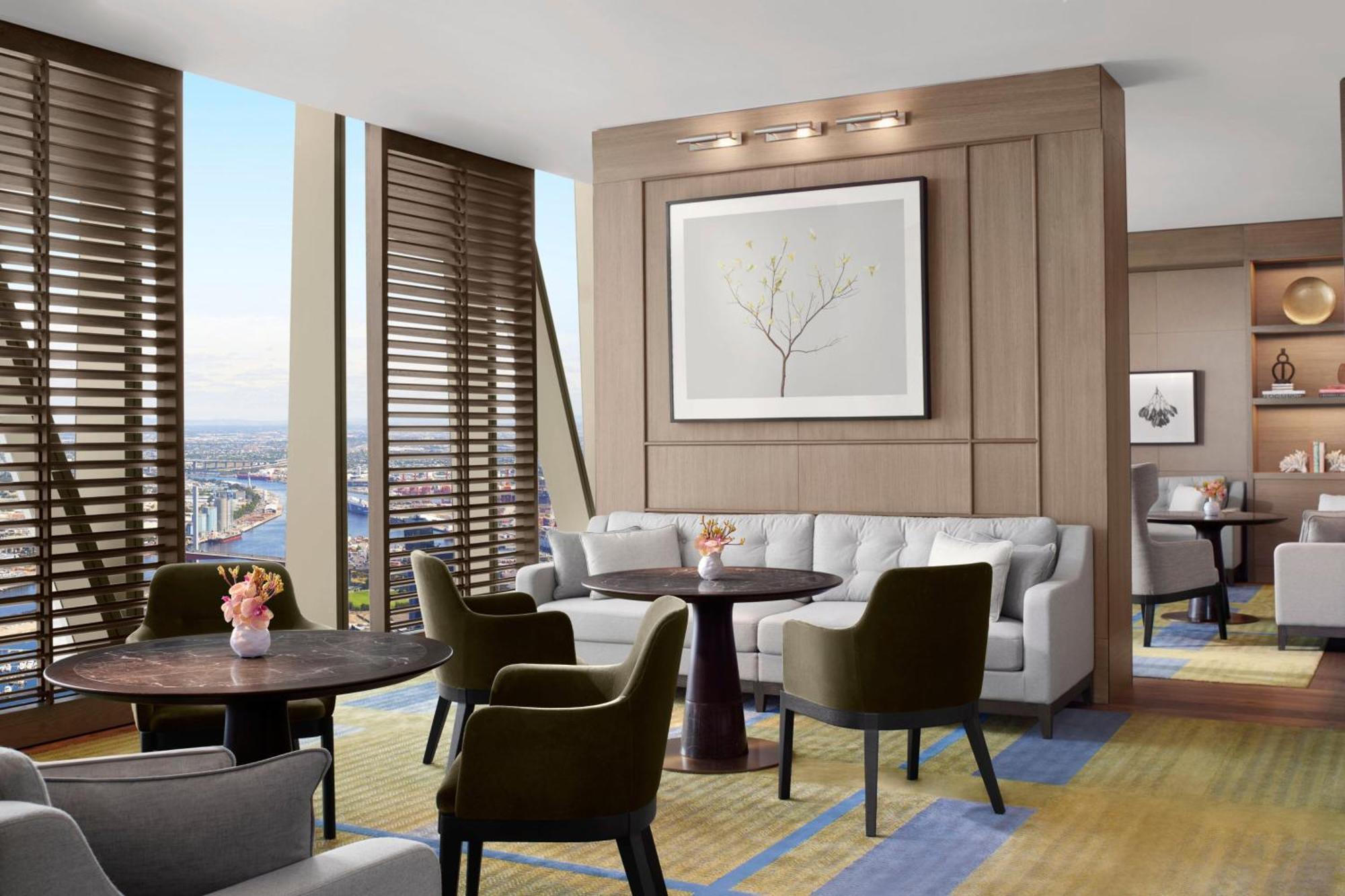 The Ritz-carlton, Hotel 5*